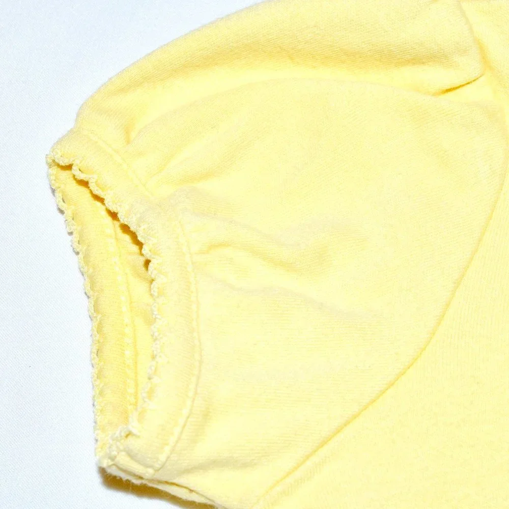 Carter's Light Yellow Romper/Onesie - 6-9 Months (19-21 lbs.)